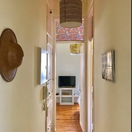 In The Heart Of Διαμέρισμα Lisboa